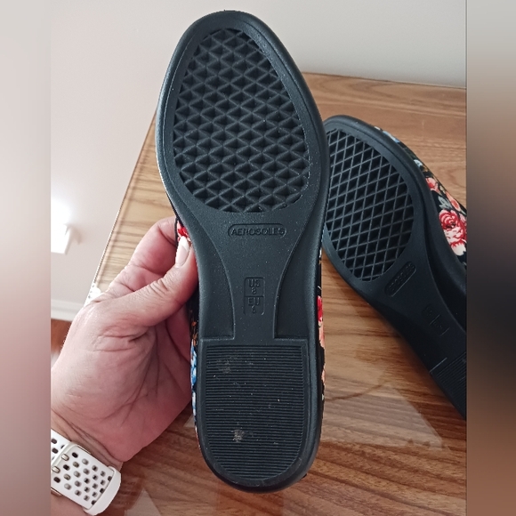 Aerosols stitch and turn shoes - Picture 4 of 5